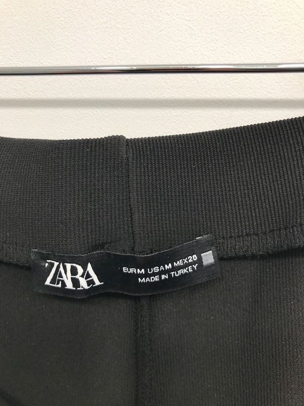 Zara Bukser